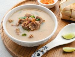 Tempat Makan Enak Dekat Saya di Makassar