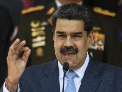 Kapal Perusak AS Mendekat, Venezuela Kerahkan Kapal Perang-Drone